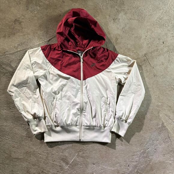 Y2k red white nike sportswear - Picture 5 of 8